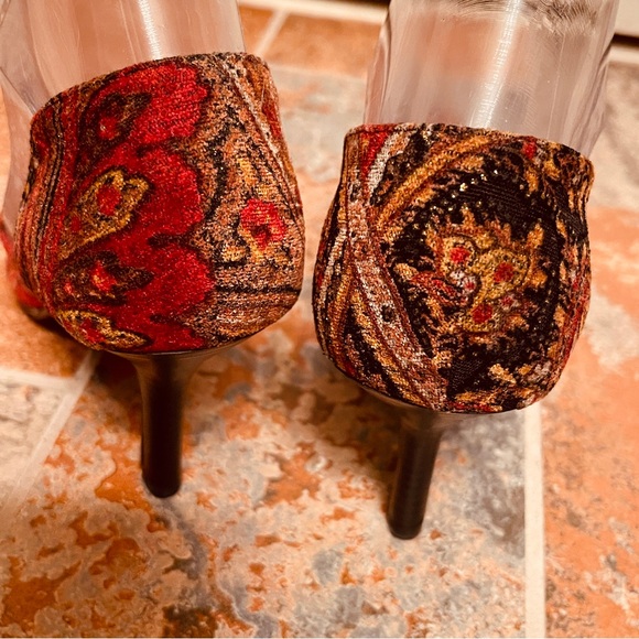 👠Incredible Vintage Stiletto Velvet Paisley & Rhinestone D’Orsay Style Heels! - Picture 15 of 16